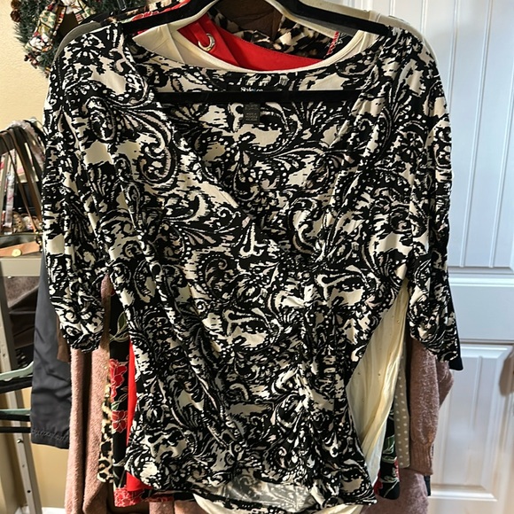 Style and co petite women’s top - Picture 1 of 3